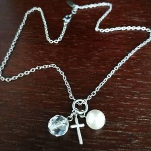 Handmade: Mother of pearl & Crystal quartz gem nec